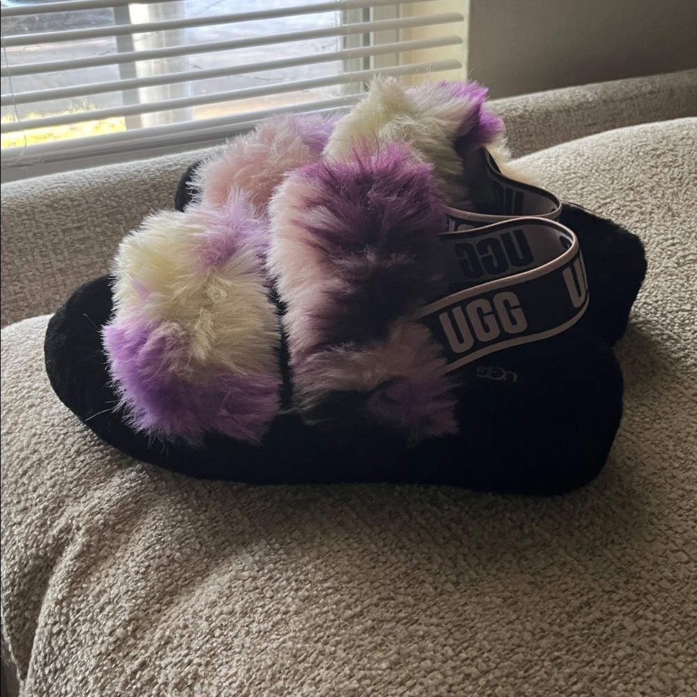 Women's UGG OH YEAH TIE DYE Slippers - Picture 2 of 11